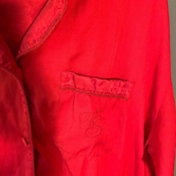 Victoria’s Secret Pajama Top Red Button Down - Picture 4 of 7